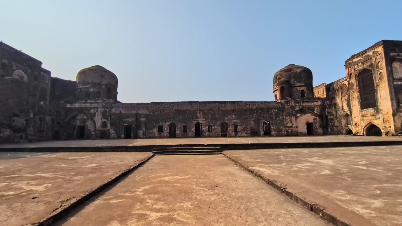 Reveal shot of Hazar Kothri with sky at bidar fort, karnataka, india. day time, push in shot, hand held shot, 4k.
