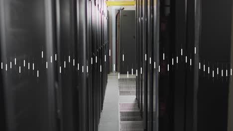 animación de gráficos de líneas sobre bastidores de servidores de datos en la sala de servidores