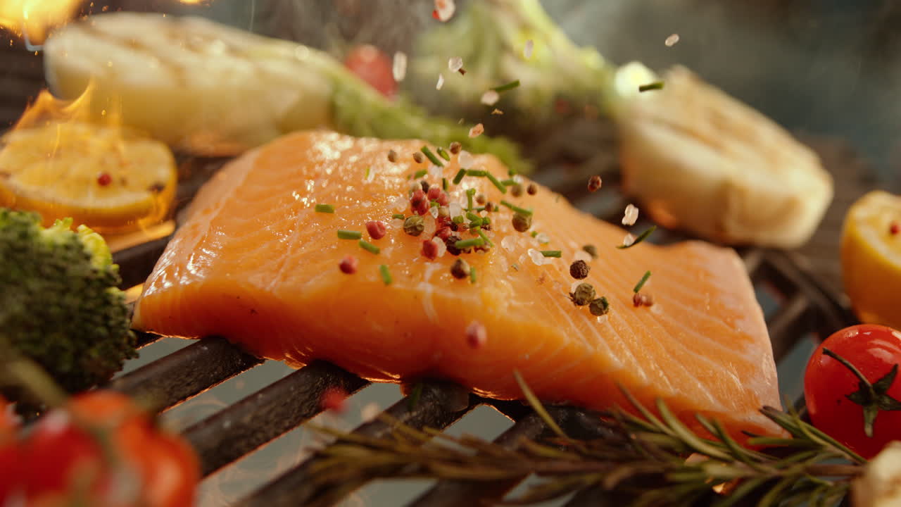 salmón a la parrilla con verduras