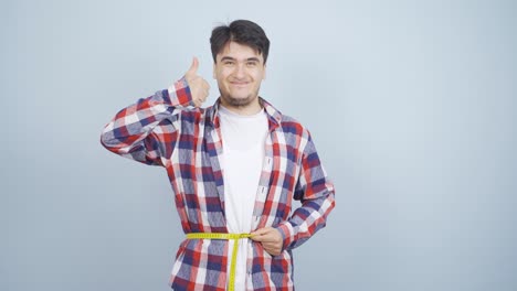 자신의 몸무게에 만족하는 사람.