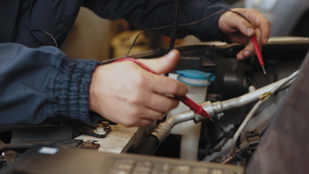 diagnóstico y mantenimiento de motores de automóviles