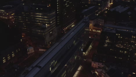 Luftaufnahme:-Stadtdetailaufnahmen-Bei-Nacht-In-Köln-Deutschland