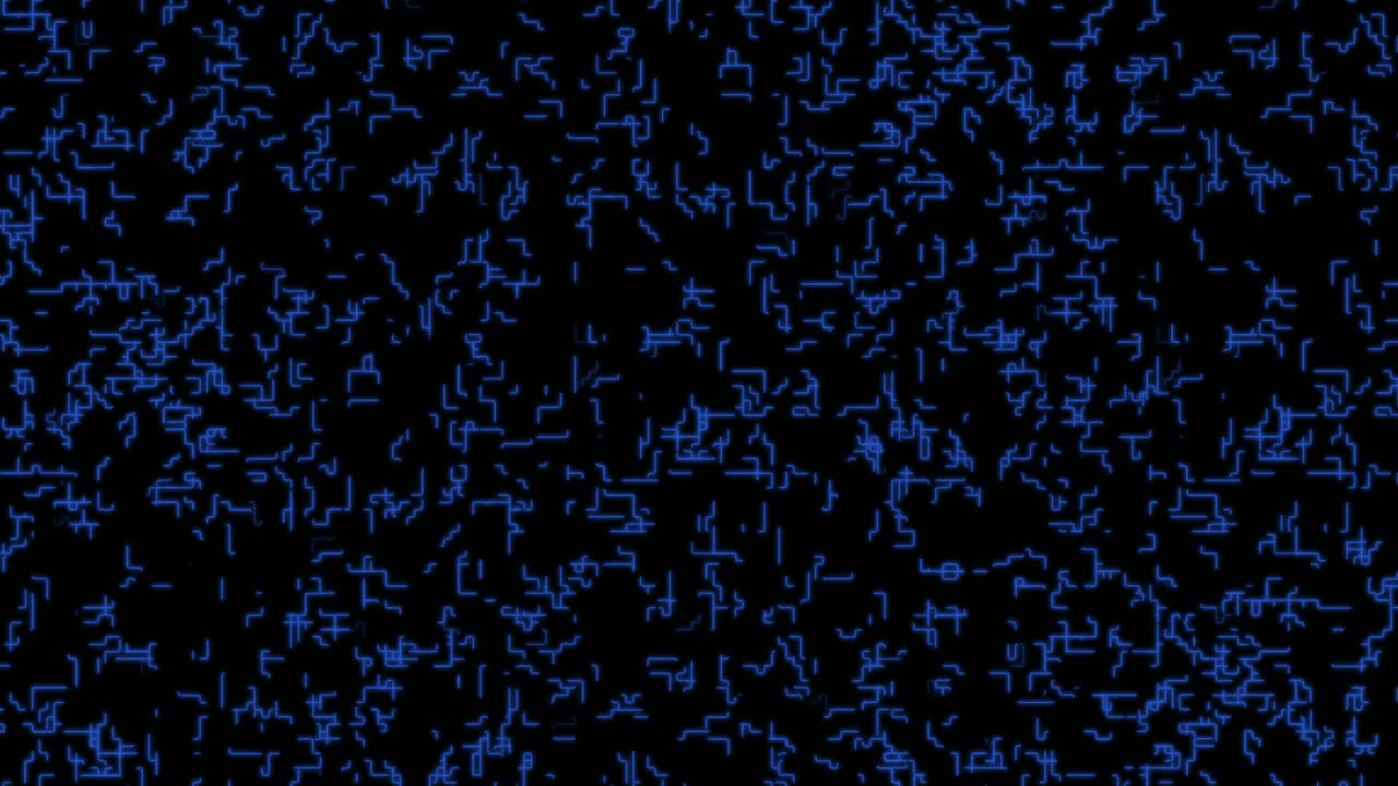 hombre con auriculares de pie sosteniendo papeles en una habitación con micrófono y mirando a la cámara 1