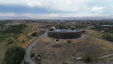 Aerial-approach-to-old-Russian-Sev-Berd-Black-Fortress,-Gyumri-Armenia