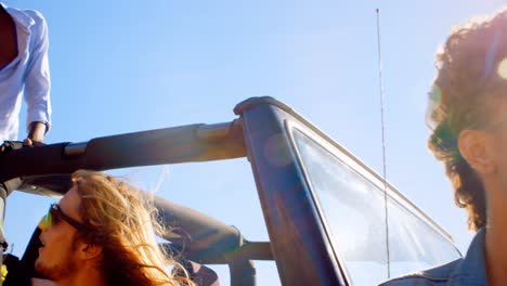 Group-of-friends-having-fun-in-the-car-4k