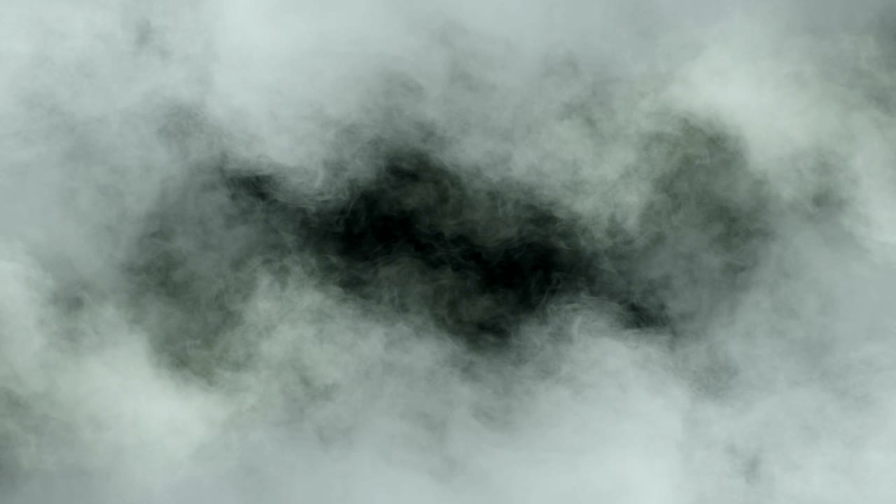 nubes de niebla y humo