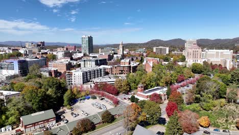 asheville nc, carolina del norte retirada aérea en el otoño