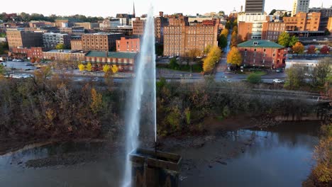 Water-fountain-in-James-River,-downtown-Lynchburg,-Virginia,-USA