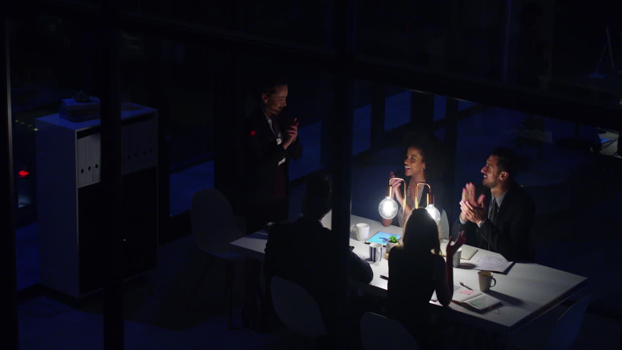 여러분은 스스로 자랑스러워해야 합니다.