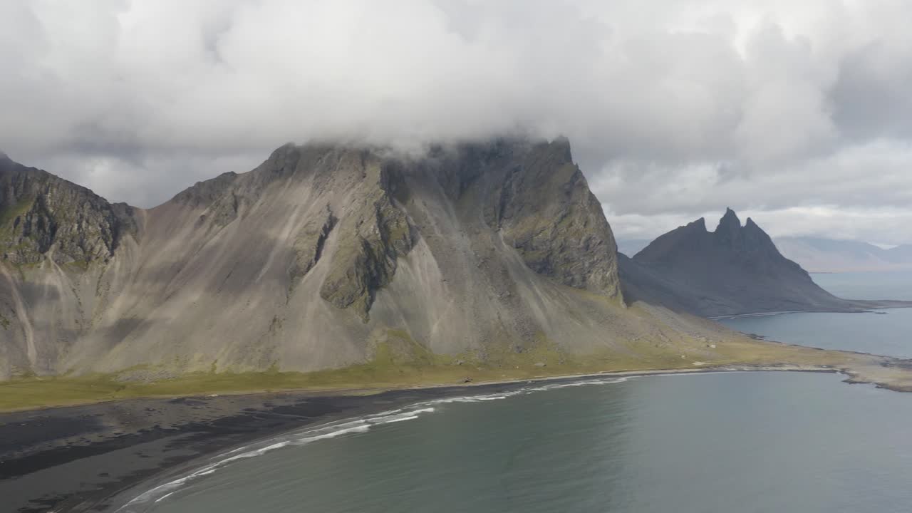 Vestrahorn og Brunnhorn bjergene i det sydøstlige Island – panorering