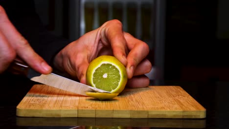 cutting a lime in 4k