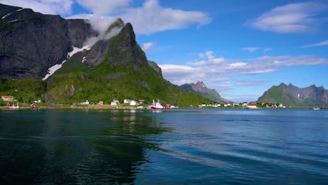 Panorama-Islas-Del-Archipiélago-De-Lofoten