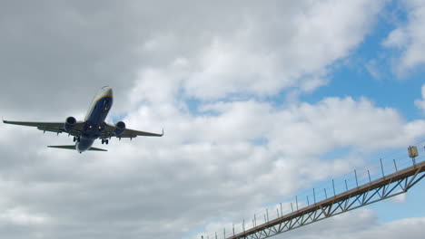 airplane landing from the sea