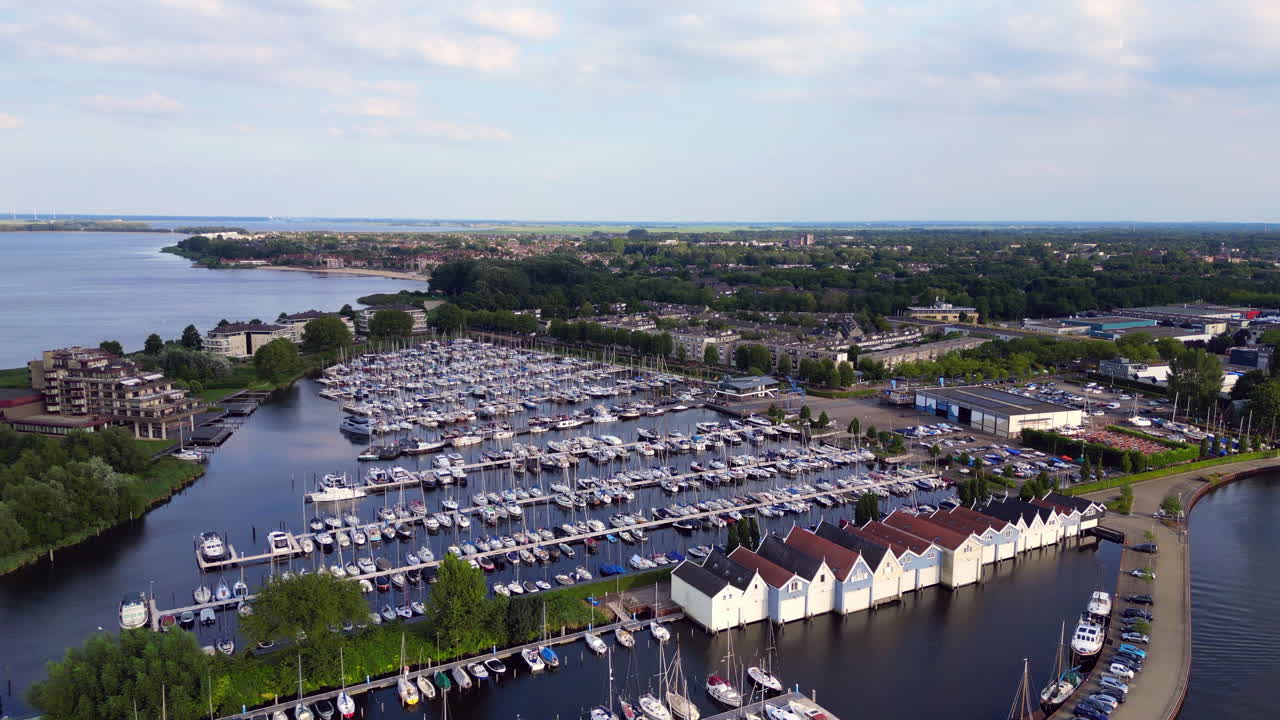하이젠의 마리나 항구, 네덜란드