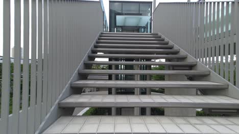 la cubierta peatonal de tokyo toyosu 2022