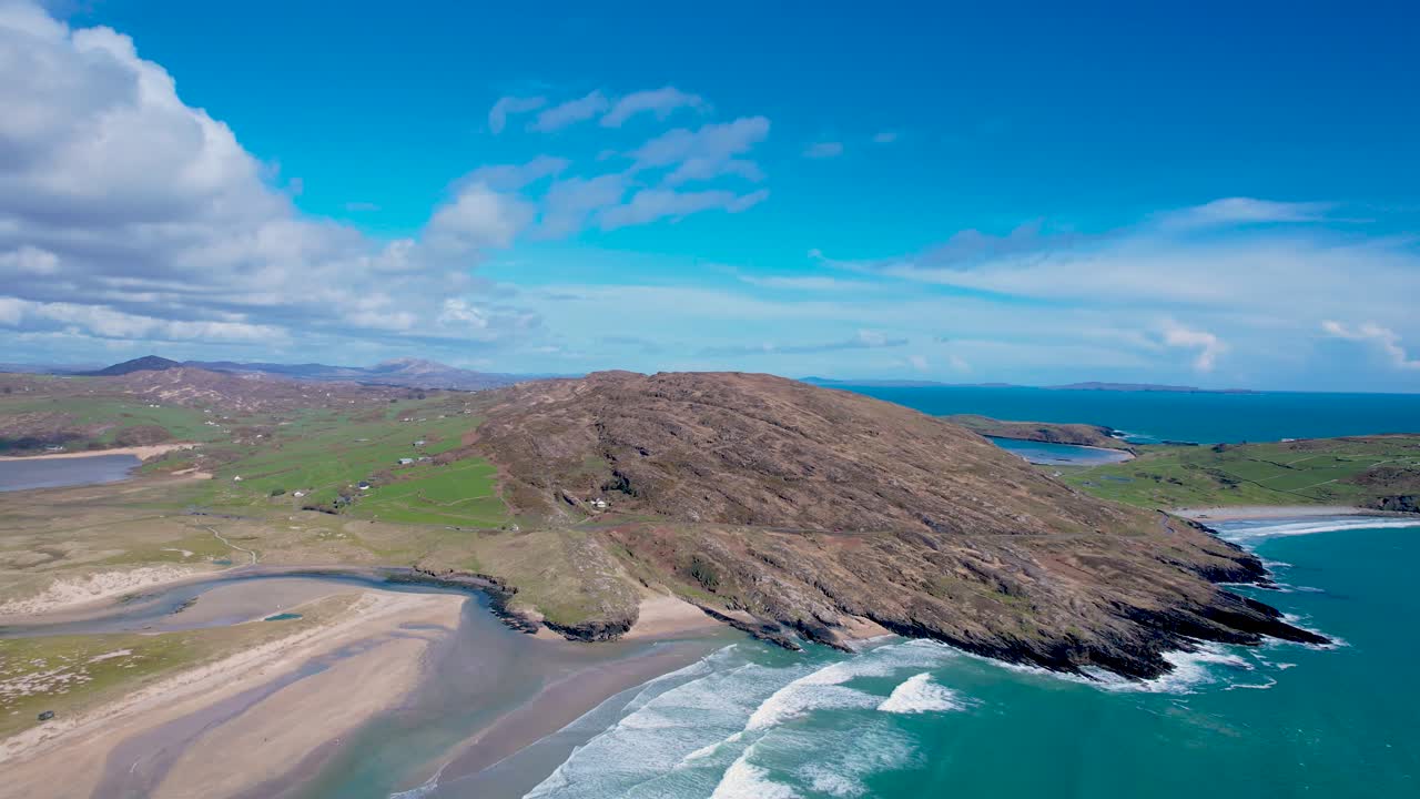 un 4k deslizamiento a la izquierda y el lanzamiento de tiro de barleycove playa mizen cabeza peninsuila oeste corcho irlanda