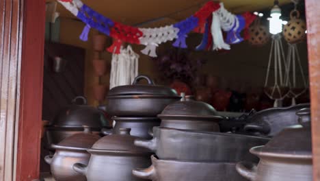 Kitchenware-Pottery-In-Pomaire-Town-Local-Market-Near-Santiago-de-Chile