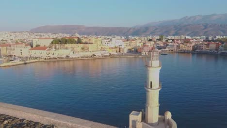 Vista-Del-Antiguo-Puerto-De-Chania-En-Creta,-Grecia