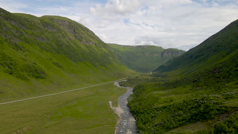 Perfect-green-mountain-valley-in-Norway--Aerial