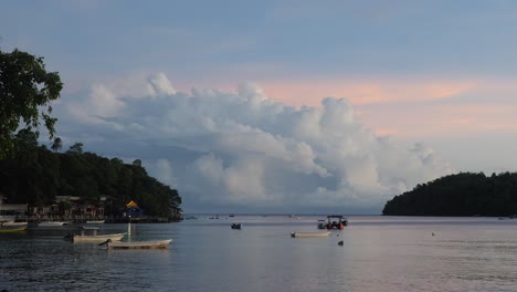 Coastal-location,-tourist-destination,-Iboih-beach-Weh-Island,-sunrise