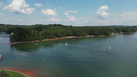 Panorama-view-of-Lake-Lanier-in-Cumming,-Georgia