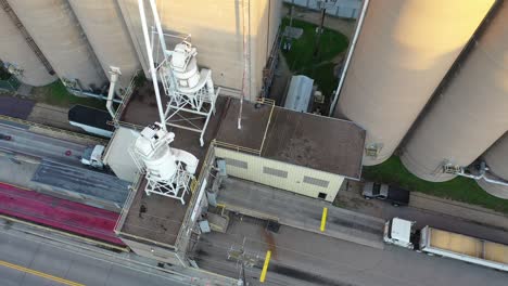 vista aérea de las instalaciones de elevación de granos