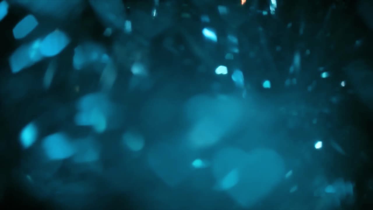 núcleo mágico, fondo de bokeh de diamante azul de edificios rascacielos en la ciudad con luces, foto borrosa por la noche