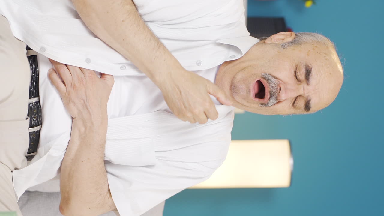 vídeo vertical de vomitar.