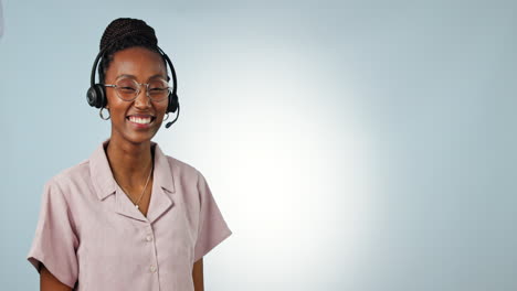 Sonrisa-Del-Centro-De-Llamadas,-Mujer-Negra-Feliz