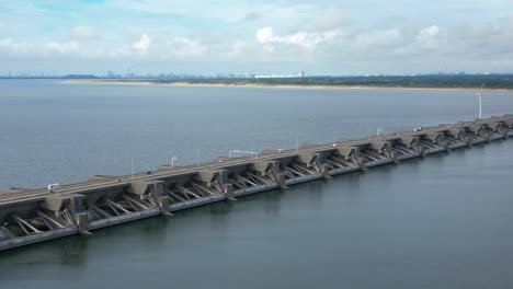 Schön,-Haringvlietdam-Brücke-Und-Damm-In-Den-Niederlanden