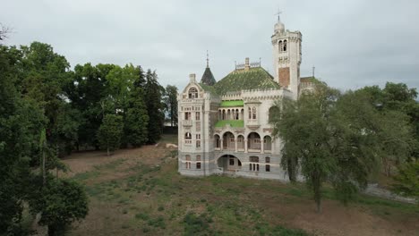 Verlassener-Palast-Von-Dona-Chica,-Palmela.-Braga,-Portugal