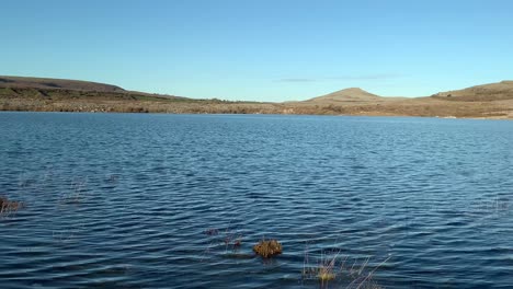 mullaghmore y el lago fuertemente inundado impiden el transporte para conductores, excursionistas y agricultores