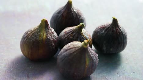 Figs-with-water-drops-