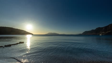 Hermosa-Playa-Y-Costa-De-Grecia