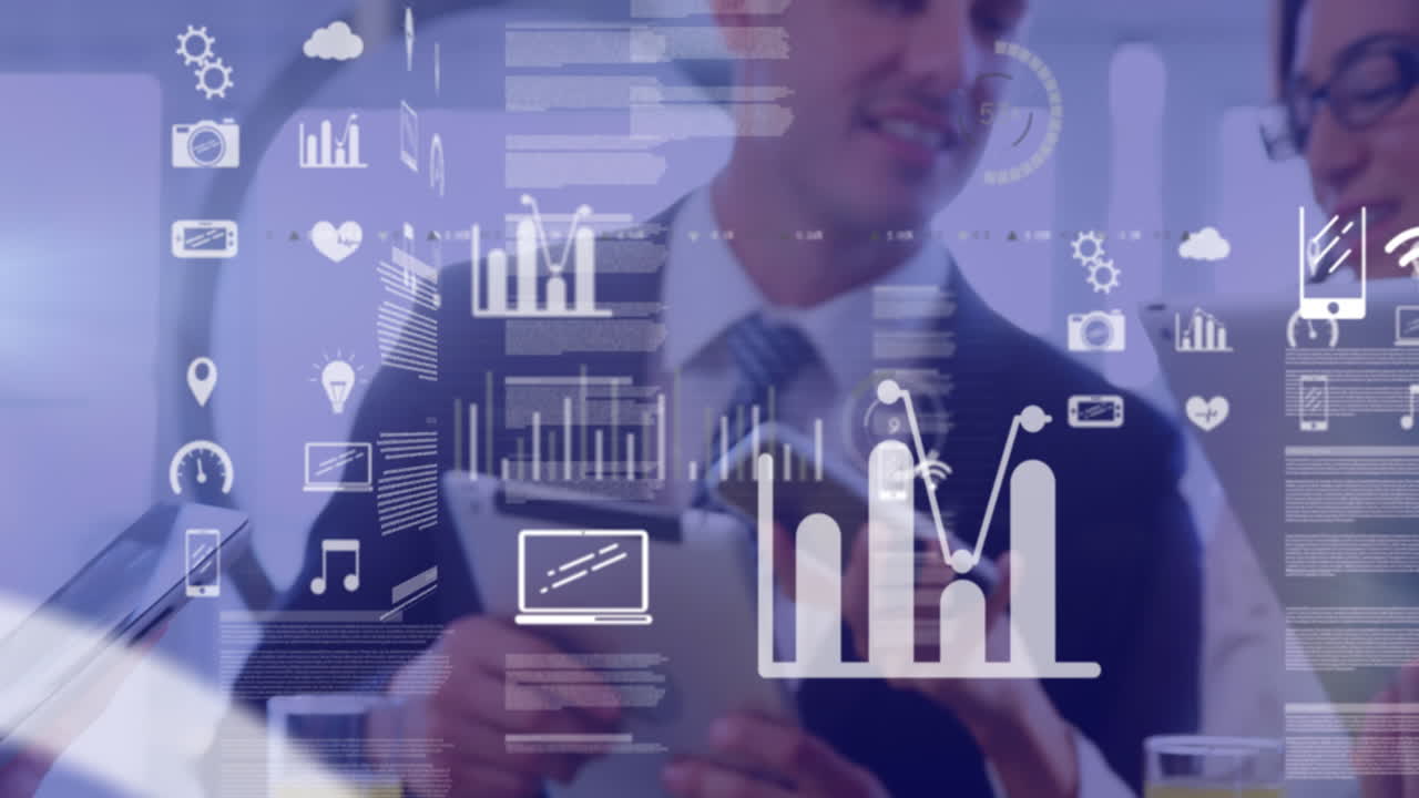 procesamiento de datos contra colegas de oficina que utilizan dispositivos electrónicos