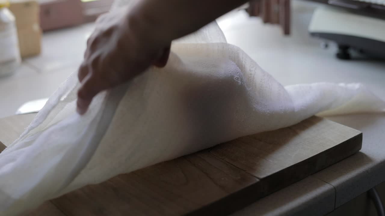 preparación y servicio de queso fresco casero