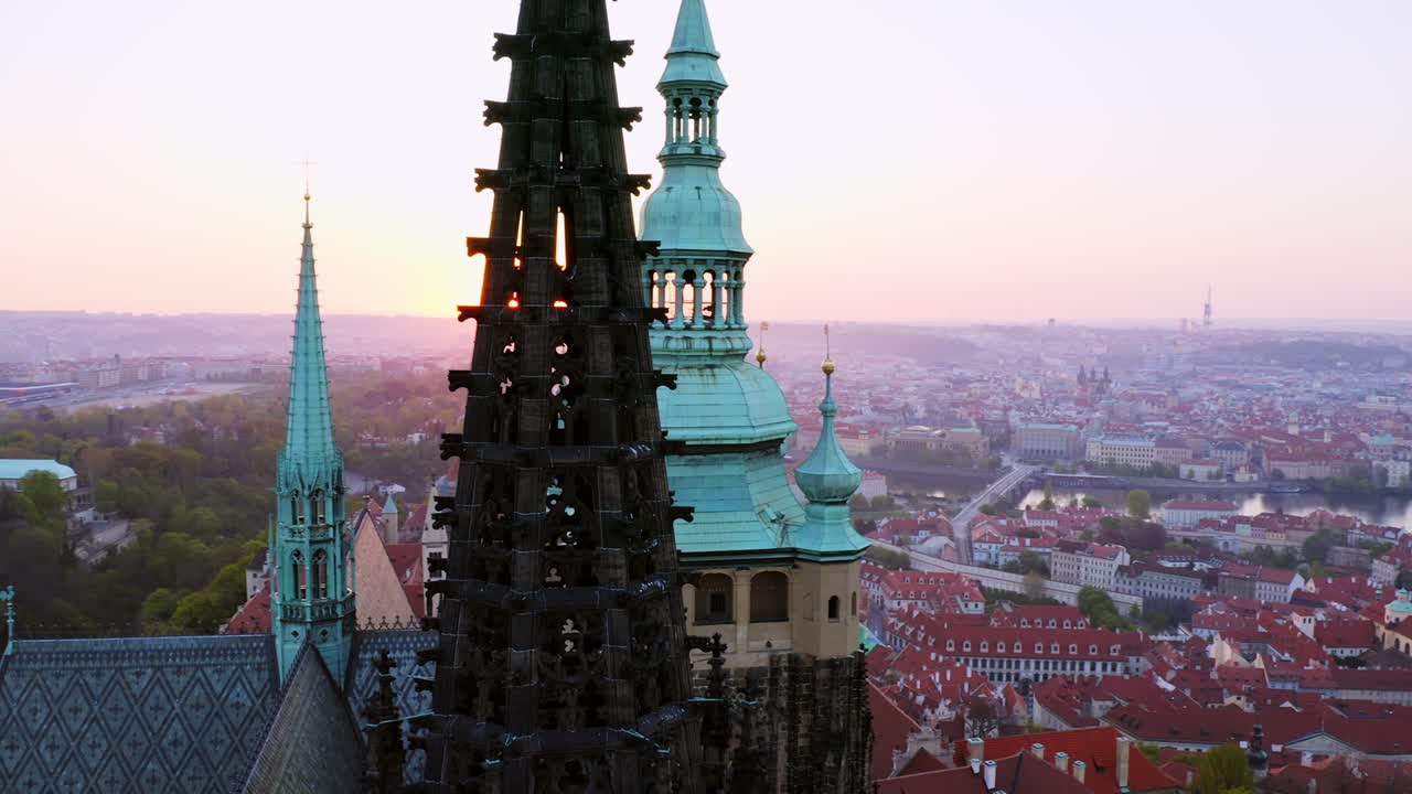 vista aérea de la iglesia de san nicolás en praga