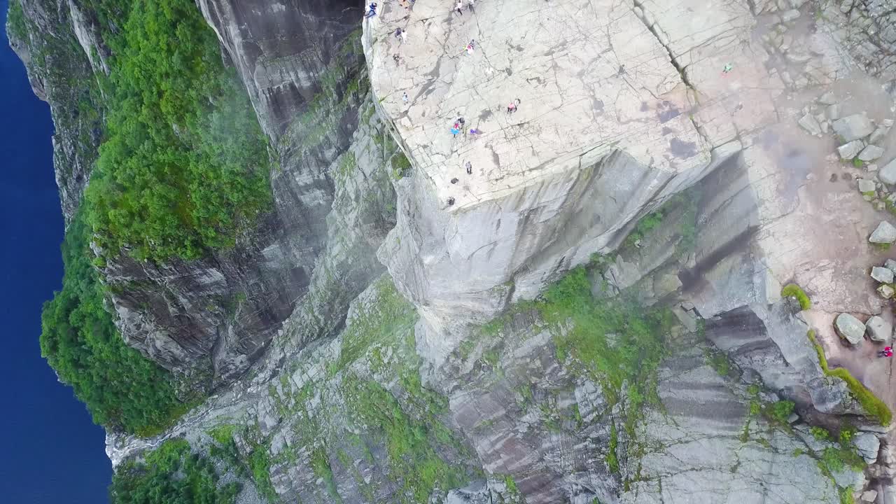 노르웨이 공중 드론 샷의 preikestolen 21.mp4