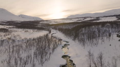 oldervikdalen valley in winter