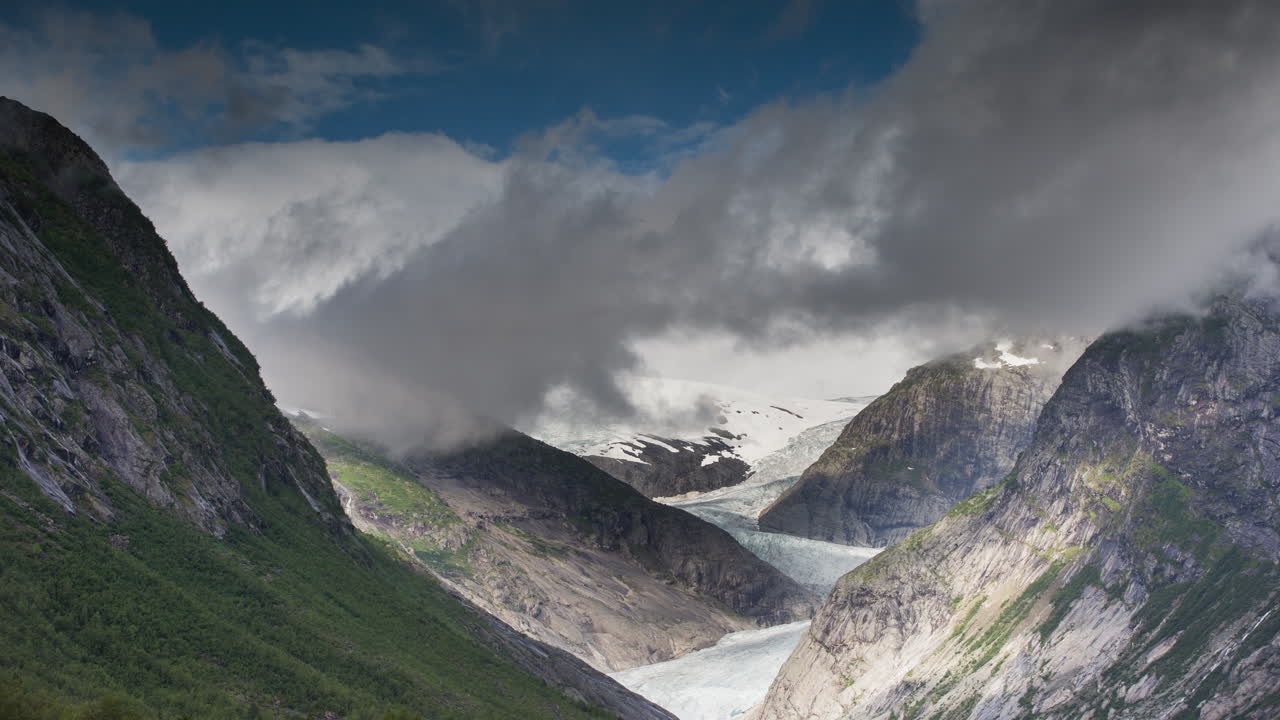 norsk gletsjer 4k 01