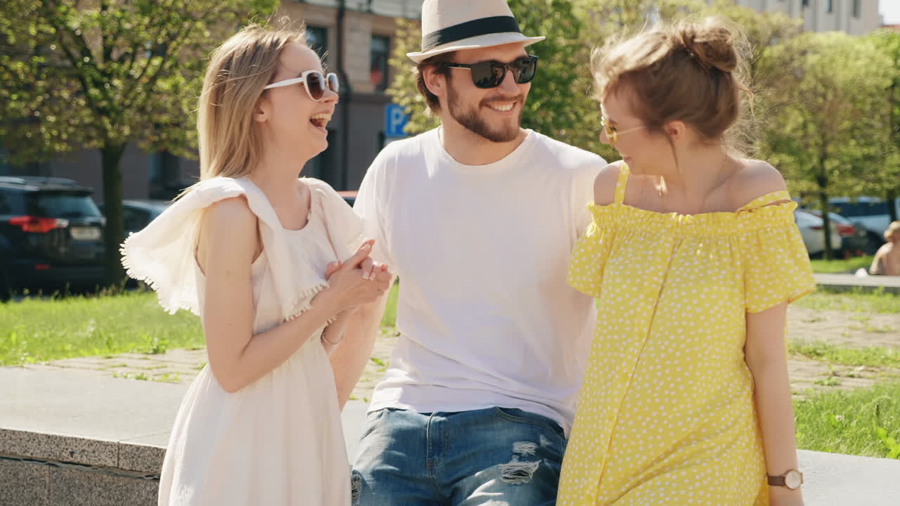 은 날을 즐기는 친구들