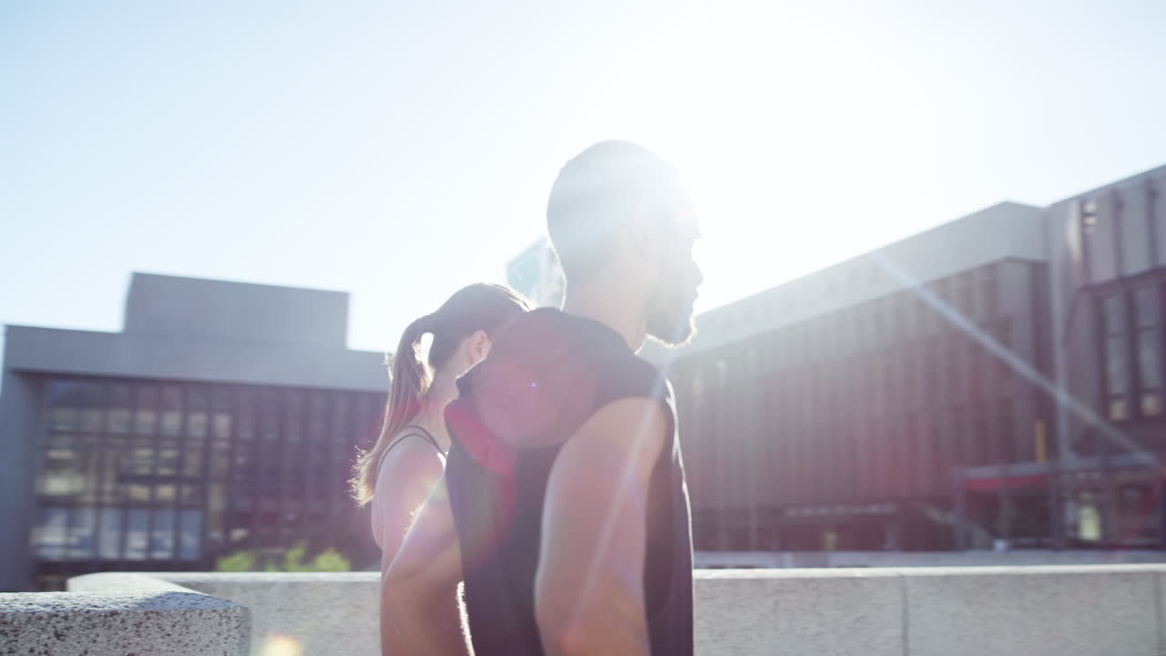 건강을 유지하는 것이 좋은 데이트에 대한 그들의 생각입니다.