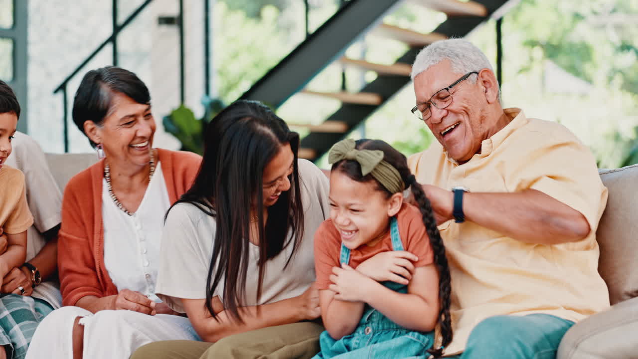 행복한 다세대 가족 모임