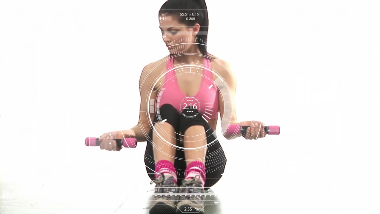 procesamiento de animación de datos de fitness sobre mujer haciendo ejercicio con pesas