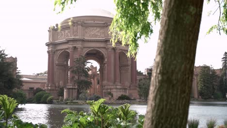 vista panorámica de un museo de arte en california