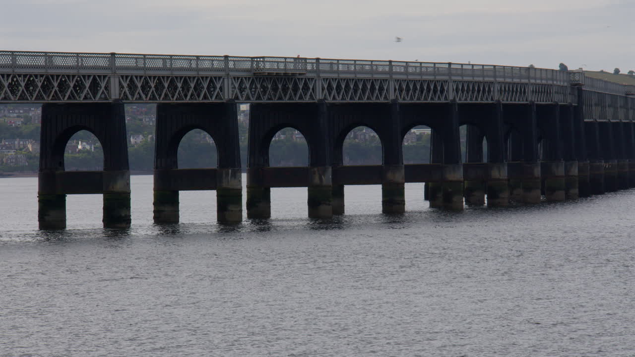 Side shot of the centre section of the tay rail bridge