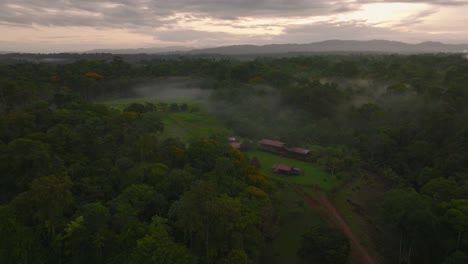 Foggy-morning-in-Costa-Rica-jungle,-Corcovado-national-park