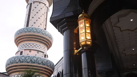 lantern-lit-at-dusk-at-Jame'-Asr-Hassanil-Bolkiah-Mosque-in-Bandar-Seri-Bagawan-in-Brunei-Darussalam