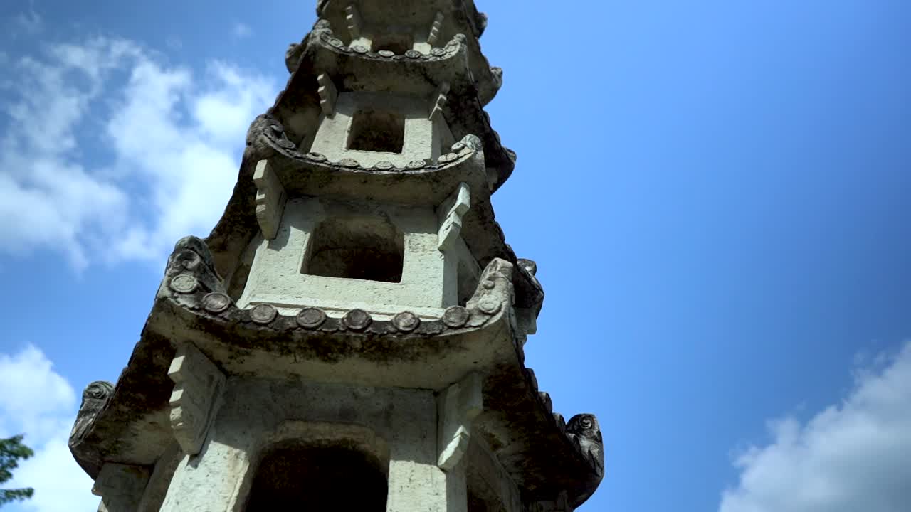 increíble ornamento en el gran palacio en bangkok, tailandia