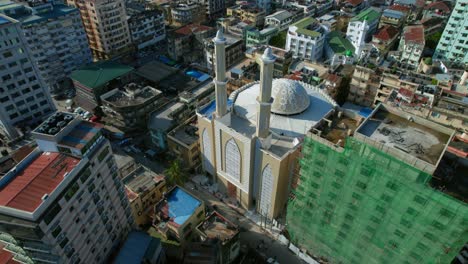 vista aérea de la mezquita al jumaa en dar es salaam